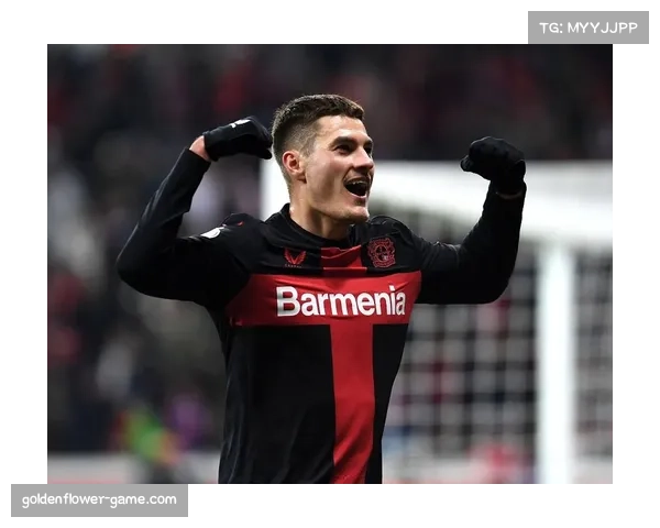 勒沃库森前锋希克小角度破门 展现射手精湛射术